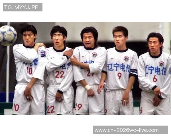 足球皇帝的传奇人生与绿茵场上的辉煌岁月回顾